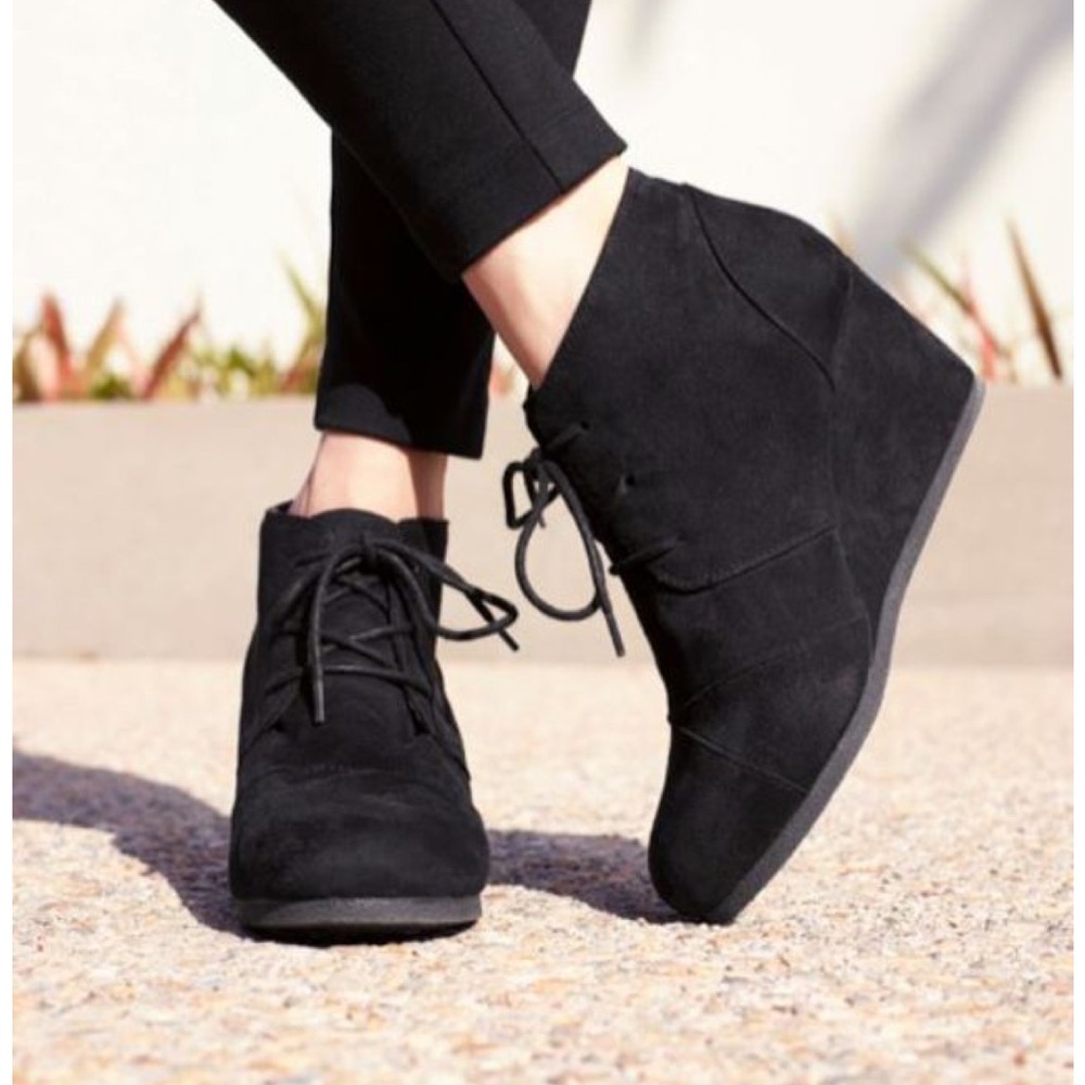 Sleek Black Ankle Booties for Effortless Style
